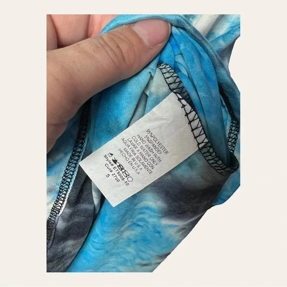 1274. HEIMISH USA TIE DYE SHORT SLEEVE TOP SIZE SMALL SEQUINS ON TOP/SLEEVES - Picture 7 of 11